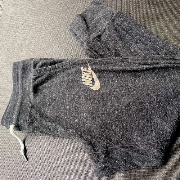 Nike Ankle Pants - Picture 1 of 3